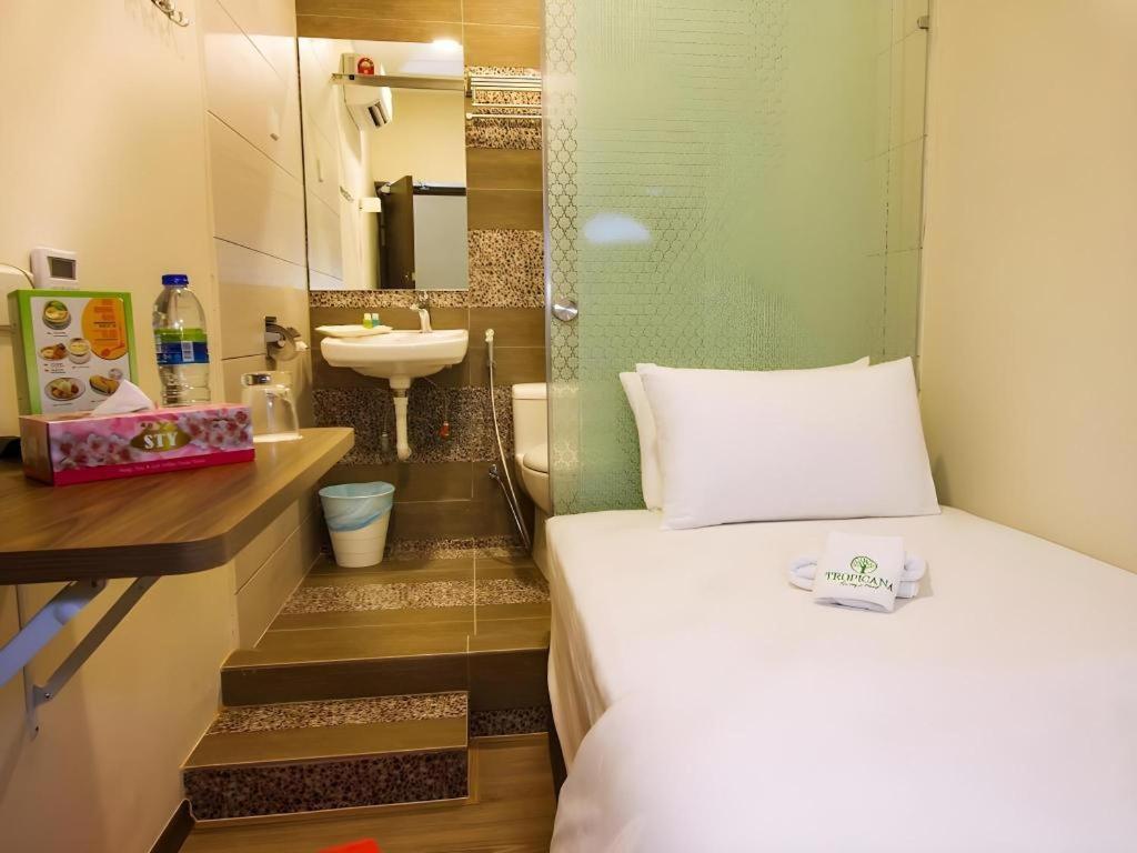 Tropicana Boutique Hotel Muar Zewnętrze zdjęcie